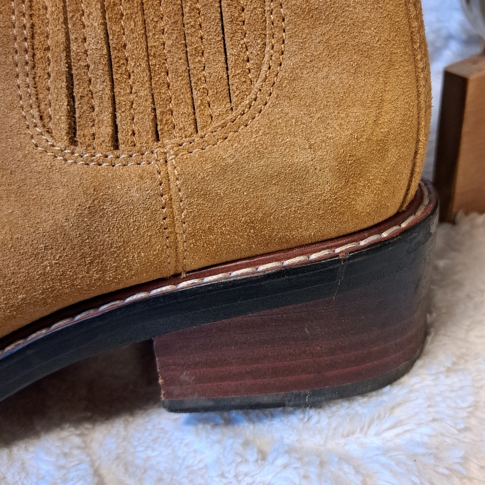 Coach Bowery Chelsea Boots Ankle Booties Camel Tan Suede Pointed Toe Size 6.5 - Picture 8 of 15